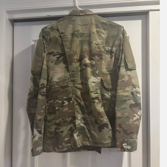 Women’s 33 Regular OCP Army Jacket - Picture 2 of 3